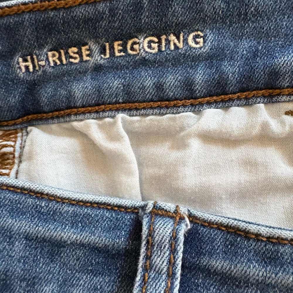 American Eagle Outfitters Dark Blue Skinny Jeans - Picture 6 of 7